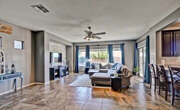 16183 W Crenshaw Dr in Surprise, AZ - Building Photo - Building Photo