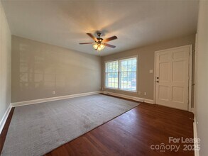1608 Weststone Dr in Charlotte, NC - Building Photo - Building Photo