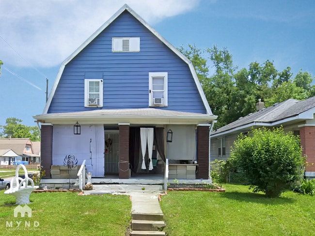 property at 327 Lasalle St