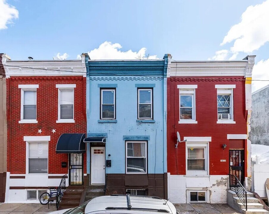 1919 N Patton St in Philadelphia, PA - Building Photo