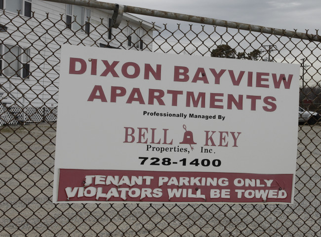 Dixon Bayview Apartments in Hampton, VA - Building Photo - Building Photo