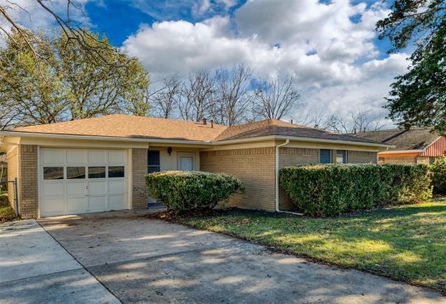 502 Brown St in Waxahachie, TX - Building Photo - Building Photo