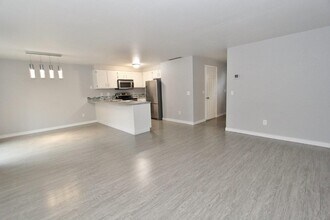 2589 S Oak Leaf Ln in Boise, ID - Building Photo - Building Photo