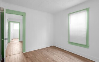 509 E 143rd St in Cleveland, OH - Building Photo