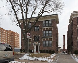 Brown in Kansas City, MO - Building Photo - Building Photo