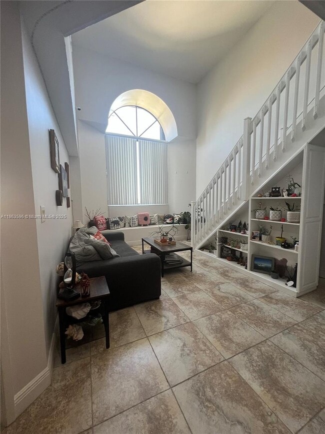 15549 N Miami Lakeway in Miami Lakes, FL - Building Photo - Building Photo