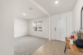 17577 NW 173rd Rd in Alachua, FL - Building Photo - Building Photo