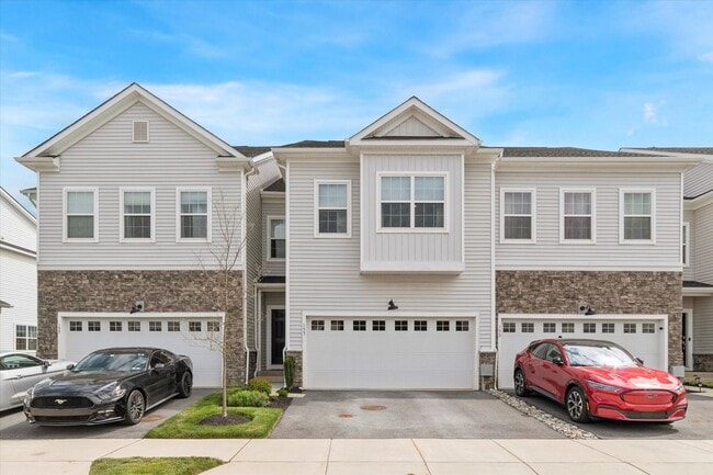 155 Livingston Ln in Exton, PA - Building Photo - Building Photo