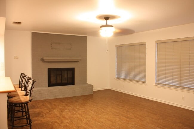 1316 Carol Ann Dr in Kerrville, TX - Building Photo - Building Photo