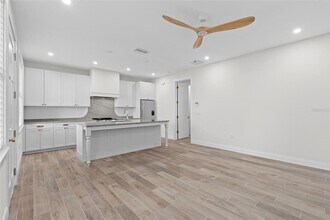 1623 31st Ave N in St. Petersburg, FL - Foto de edificio - Building Photo