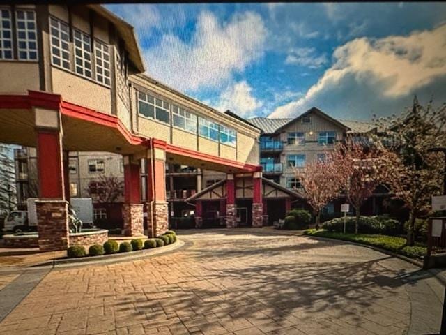 2511 King George Blvd in Surrey, BC - Building Photo - Building Photo