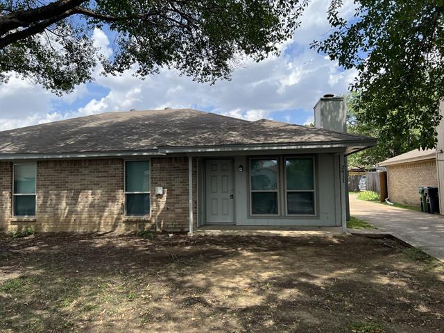 property at 2411 Indigo Ln