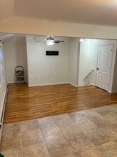 13551 223rd St, Unit #2 in Laurelton, NY - Foto de edificio - Building Photo