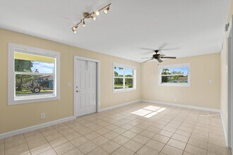 615 NE 7th Ave in Boynton Beach, FL - Building Photo - Building Photo