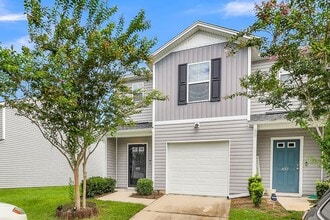 495 Truman Dr in Goose Creek, SC - Building Photo - Building Photo