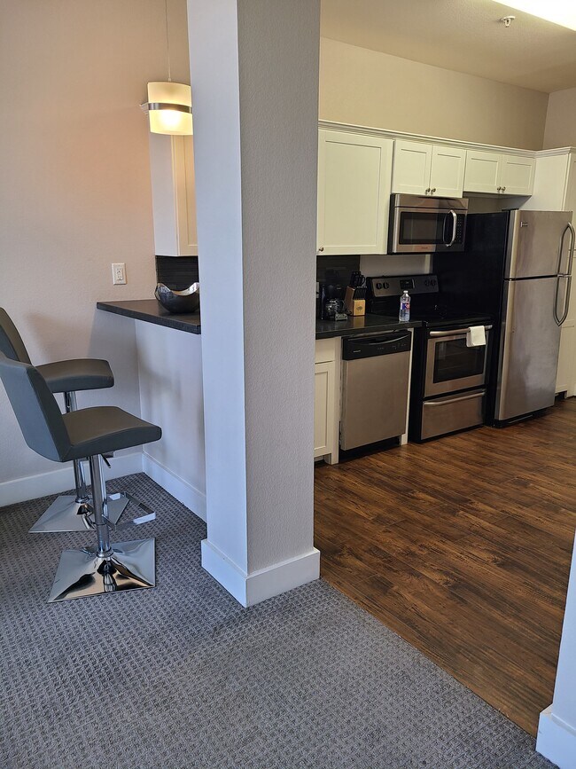 322 W Main St-Unit -208 in Kenedy, TX - Foto de edificio - Building Photo