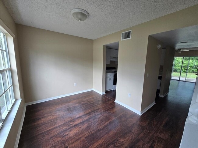4315 Azora Rd in Spring Hill, FL - Building Photo - Building Photo