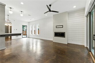 244 Locust St NE in Atlanta, GA - Building Photo - Building Photo