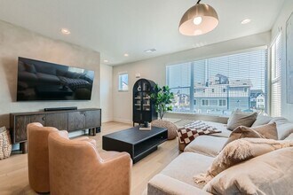 2092 Alcott Way in Broomfield, CO - Building Photo - Building Photo