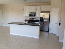 188 Explorer Dr, Unit 188 in Osprey, FL - Building Photo