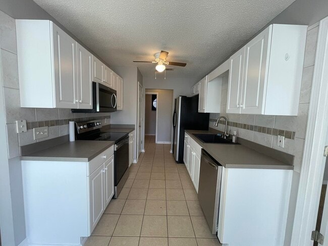 219 Lustan Dr in Crestview, FL - Building Photo - Building Photo