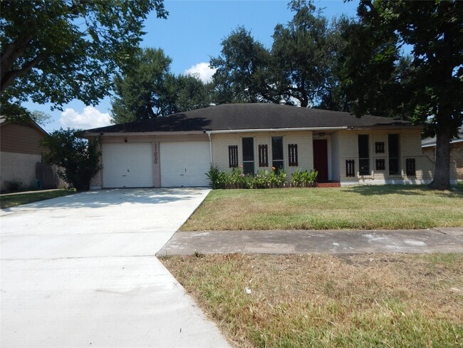 property at 11626 Sharpview Dr