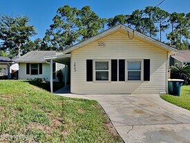 5043 Tan St in Jacksonville, FL - Building Photo