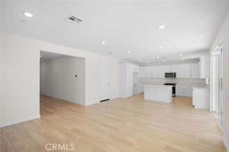 23775 Orange Blossom Dr in Santa Clarita, CA - Building Photo - Building Photo