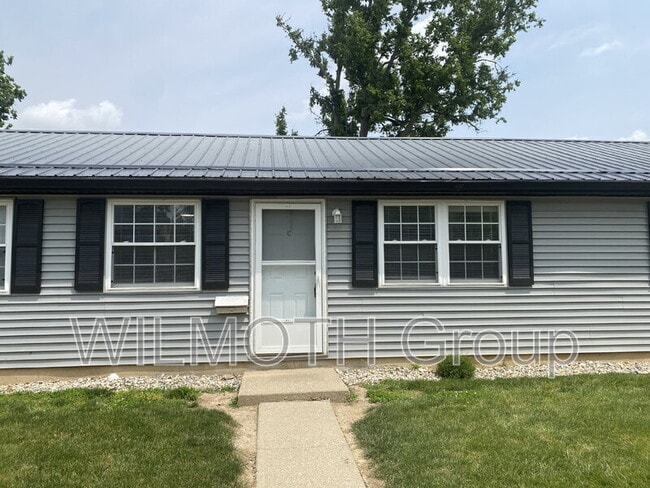 property at 904 Sloan St