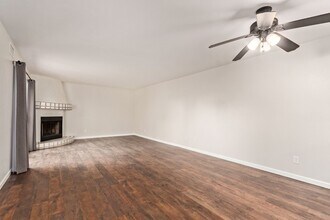 1424 N Dorsey Ln in Tempe, AZ - Building Photo - Building Photo