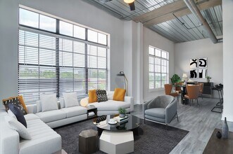 Flats at Perimeter Place in Atlanta, GA - Foto de edificio - Building Photo