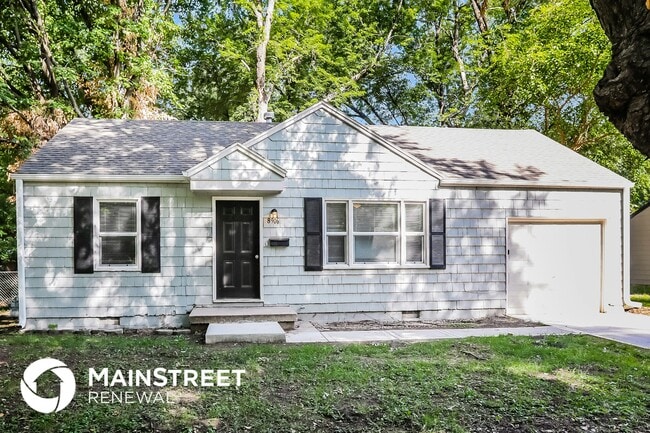 property at 8906 Richards Dr