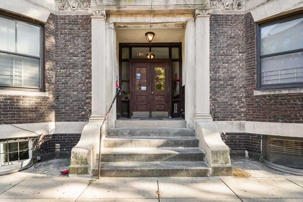 616 Columbus Ave, Unit 616 in Boston, MA - Foto de edificio