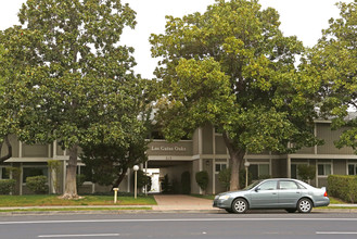 Los Gatos Oaks Apartments in Los Gatos, CA - Building Photo - Building Photo