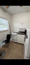 1236 NE 109th St, Unit 1 in Miami, FL - Building Photo - Building Photo