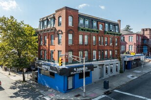 225 West Broadway in Paterson, NJ - Building Photo