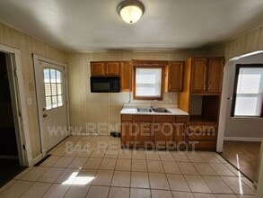 1610 Taylor Ave in Evansville, IN - Building Photo - Building Photo