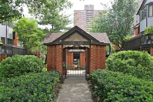 property at 4454 Lindell Blvd