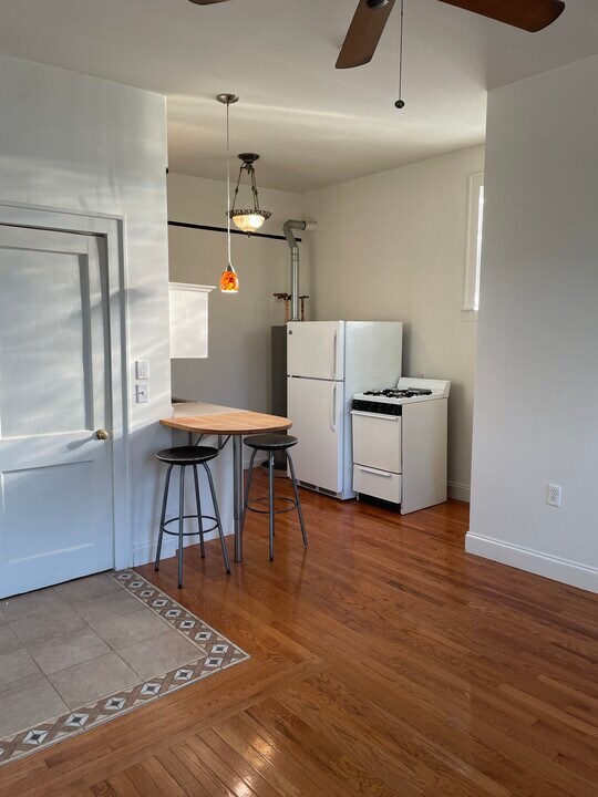 1173 7th St W, Unit 4 in St. Paul, MN - Foto de edificio