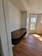 2840 N Bartlett Ave, Unit Upper in Milwaukee, WI - Building Photo - Building Photo