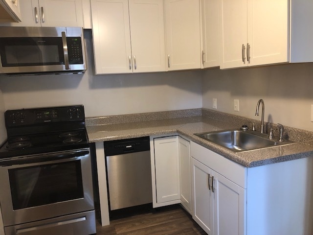 property at 1504 Crest Rd