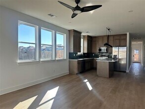 523 Harris St in Gunter, TX - Building Photo - Building Photo