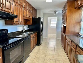 213 Wingate Ave SW in Huntsville, AL - Building Photo - Building Photo