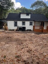 2319 Browns Mill Rd SE in Atlanta, GA - Foto de edificio - Building Photo