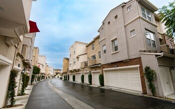 1114 Elfin Forest Rd W in San Marcos, CA - Building Photo - Building Photo