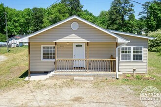 201 Smith Dr in Garner, NC - Building Photo - Building Photo