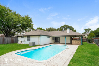 15203 Cabots Landing Dr in Houston, TX - Building Photo - Building Photo