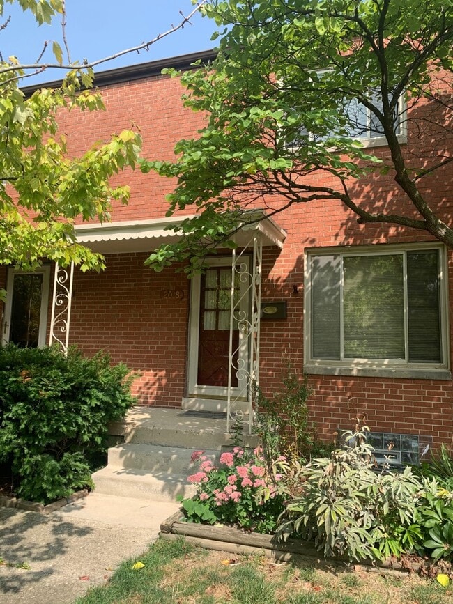 2018 Harwitch Rd in Columbus, OH - Building Photo - Building Photo