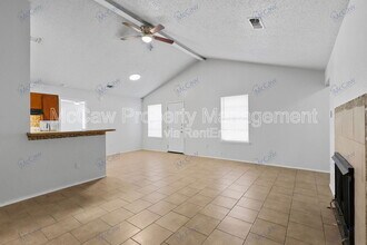 2716 Rustic Frst Rd in Fort Worth, TX - Building Photo - Building Photo