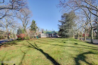 589 Westwood Ave in Long Branch, NJ - Building Photo - Building Photo